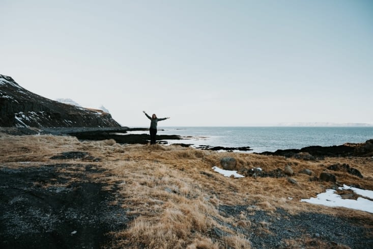Derrière moi le Groenland