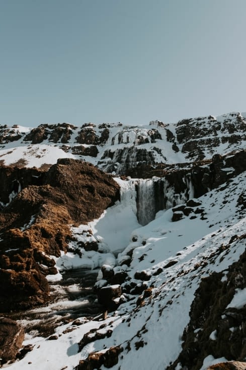 Cascade Strompgljúfrafoss (Fjallfoss se trouve juste au dessus)
