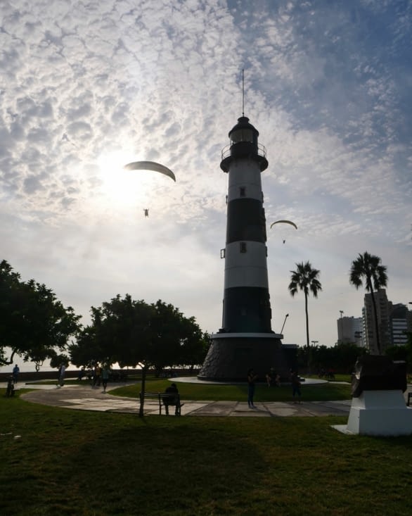Le phare de Lima