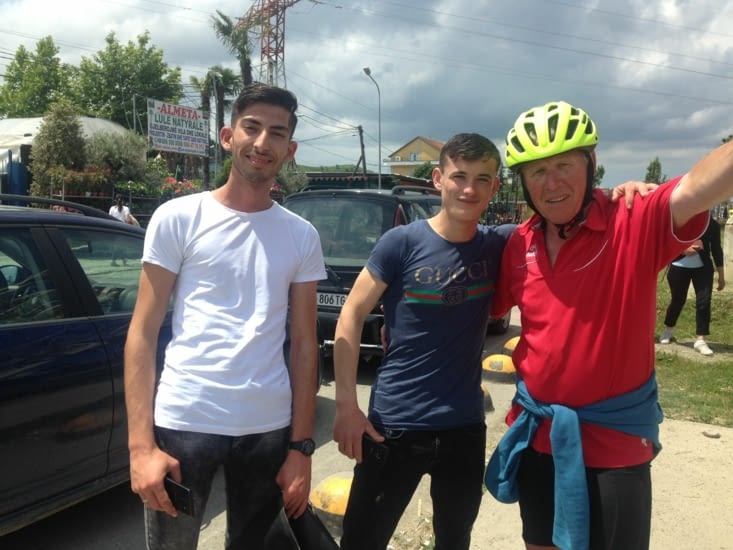 Notre ami albanais et son  copain