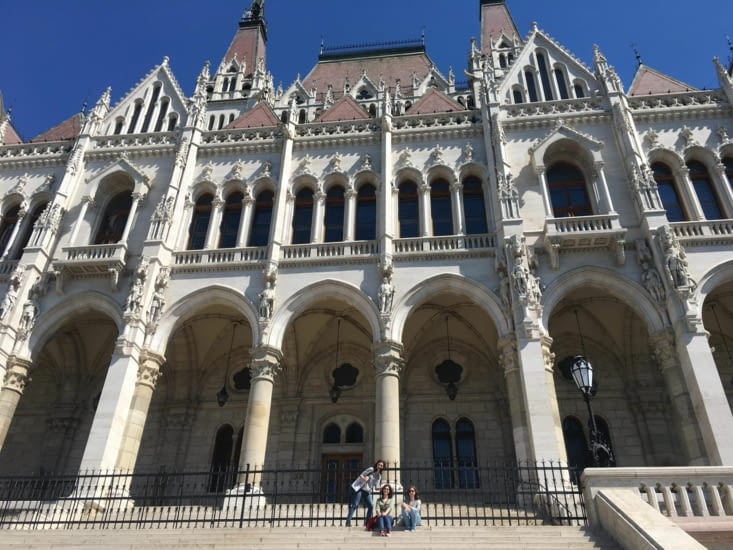 Le Parlement vu de près, de jour