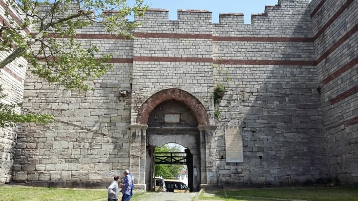 La porte par où est entré  Mehmed II, conquérant de Constantinople