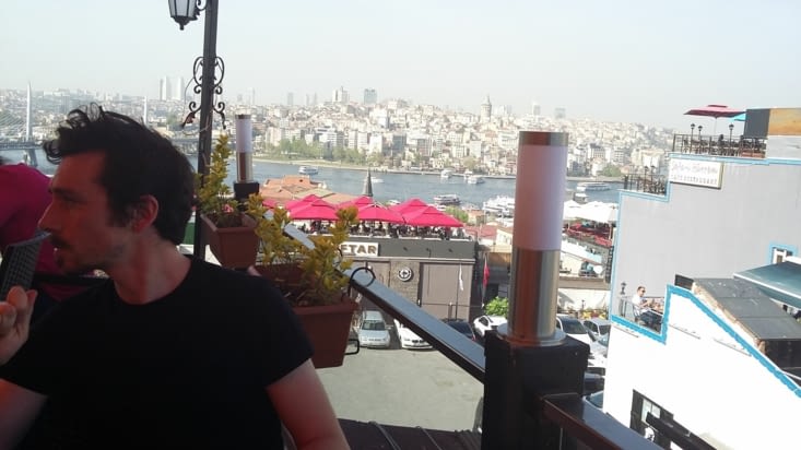 L'un des rooftops d'Istanbul parmi des centaines, inespérable à Paris