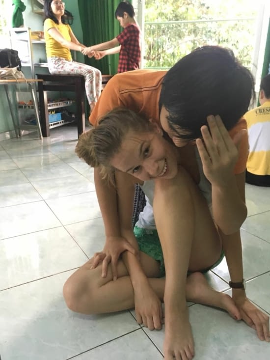 "faire un câlin" 2.0 selon Pierre