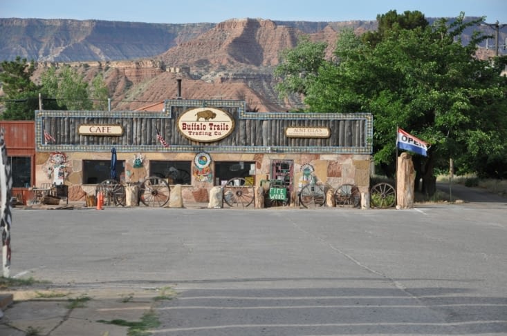 et certains bâtiments nous rappellent bien que nous sommes au FarWest