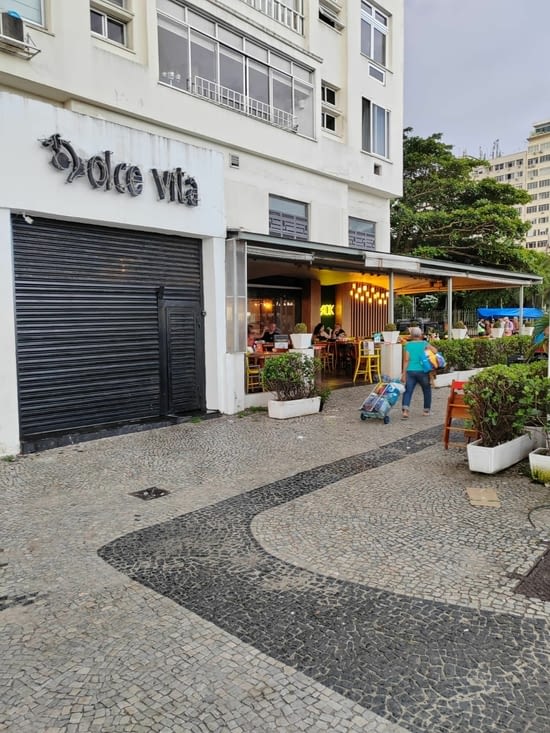 Je connais bien ce lieu sur Copacabana 😍 Triste pour les pieds Nickelés 🤣😂