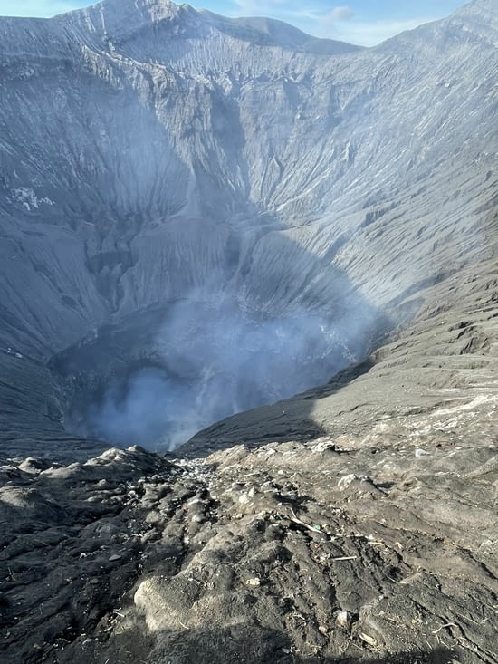 Et voilà le cratère