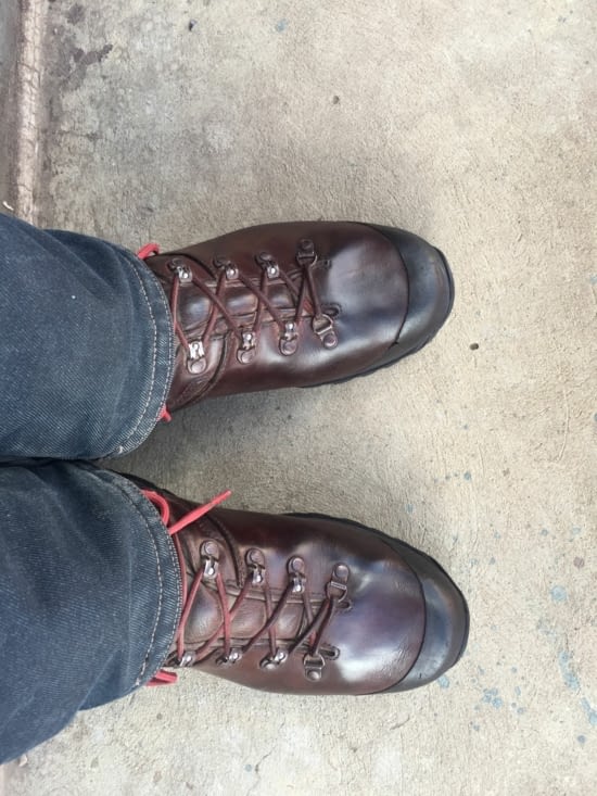 Un cireur des rues est passé par la 