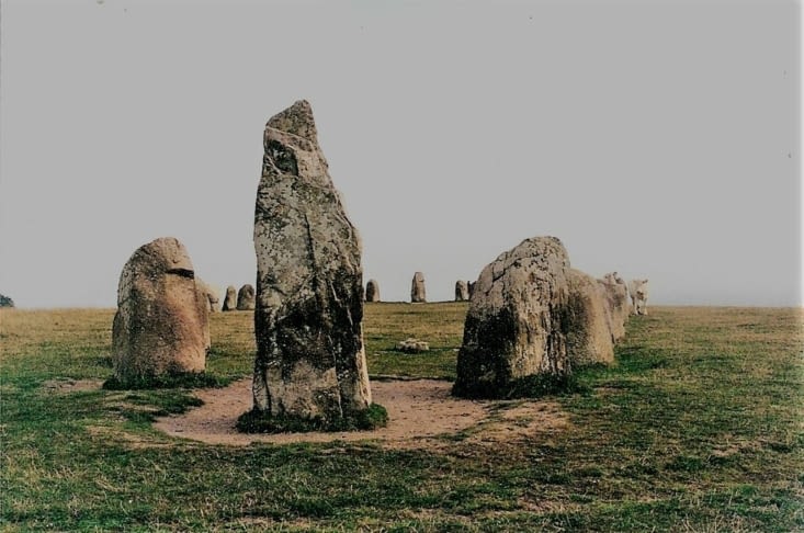 Kåseberga et ses pierres runiques