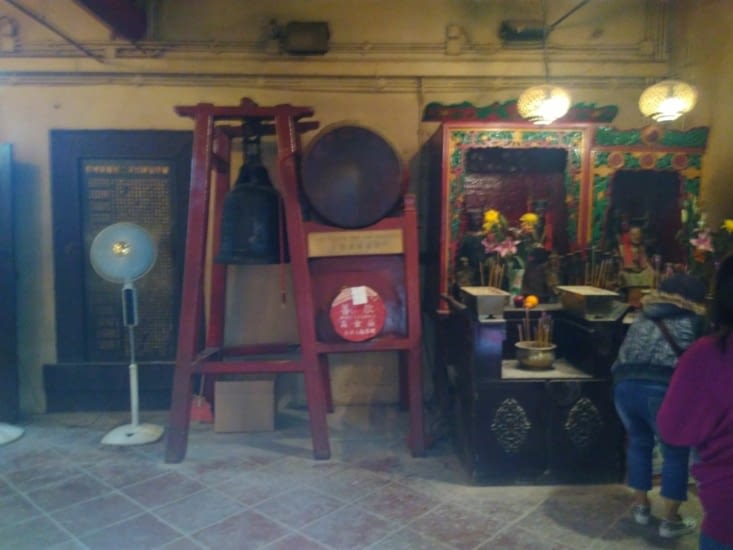 Intérieur 1 du temple hotel a l'entree droite