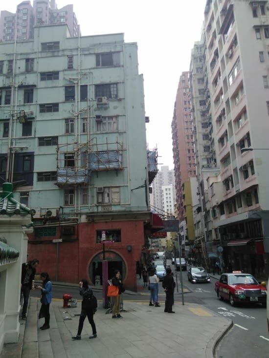 Rue à côté du temple