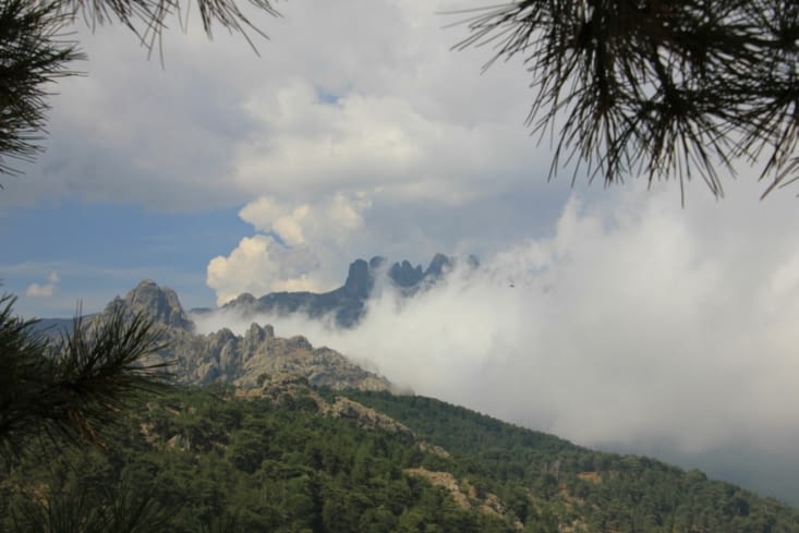 Orage sur les aiguilles de Bavella