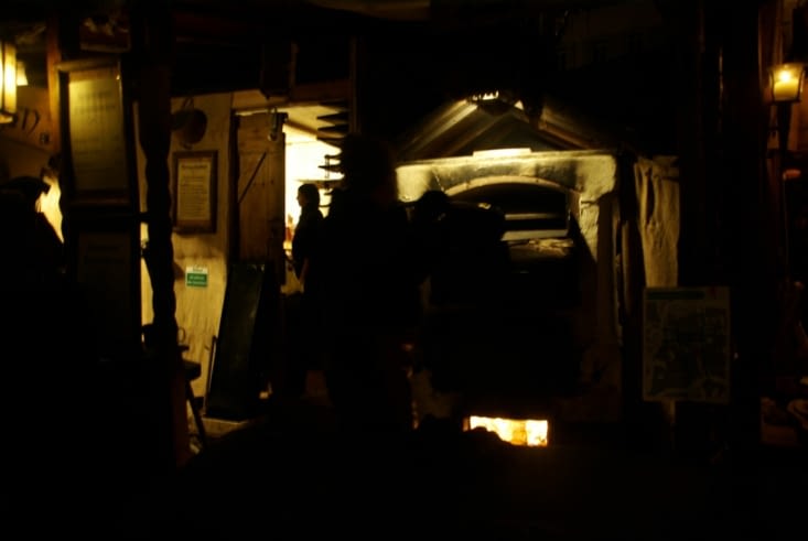 En "arrière-cuisine"