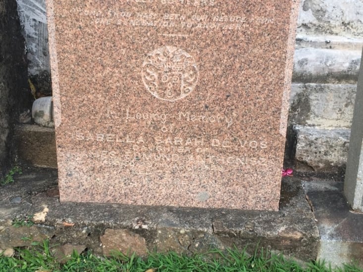 Les Devos sont partout