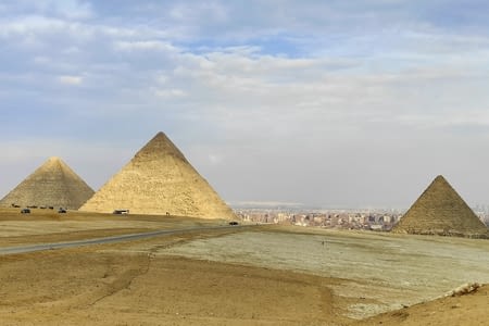 Jour 3 :visite de Saqqarah,des pyramides de Gizeh et du sphinx