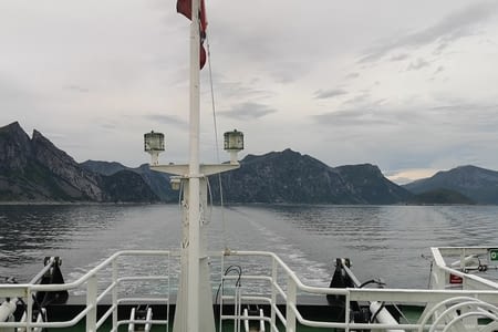 15e jour: De l'île de Senja à l'île d'Andoya : Husoy, Gryllefjord, et ferry