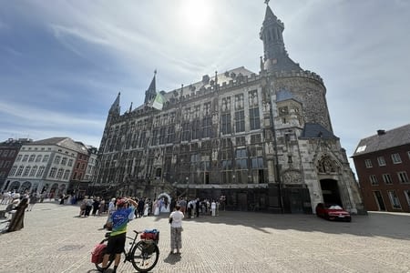 Maastricht, Aix la Chapelle.