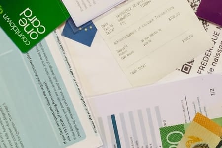 Laisser parler les petits papiers