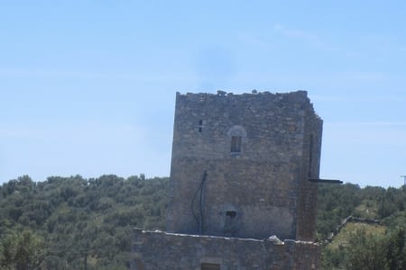 Visite de la région de Marne, grotte de Diros