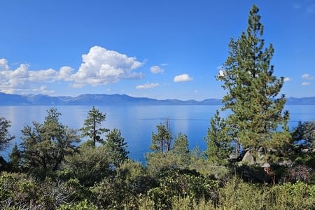 Welcome to South Lake Tahoe in California