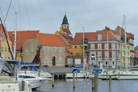 Destination Vester Aby