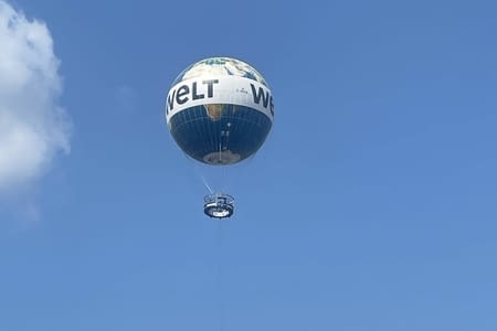 Ballon "Die Welt" (le monde)