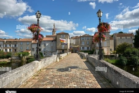 Dèpart de confolens