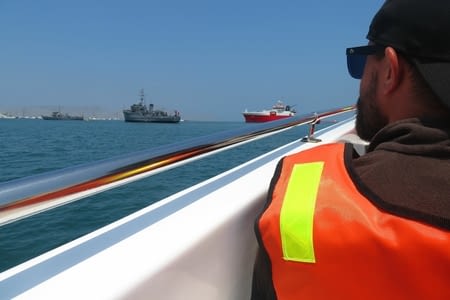 Nager avec les phoques dans l'océan Pacifique