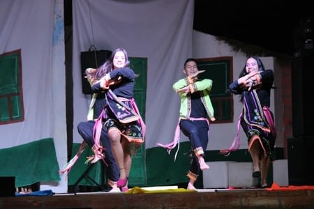 San Agustin et ses gardiens de pierre 