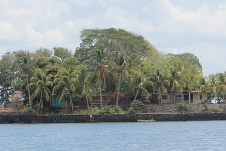 Las Isletas et volcan Masaya