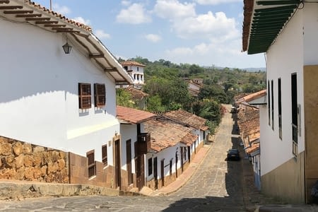 Pause dans le village colonial de Barichara / Break in the colonial village Barichara