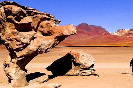 4X4  GEYSERS - EAUX THERMALES - DÉSERT DE DALI - LAGUNA VERDE - VILLAMAR - SAN CRISTOBAL UYUNI