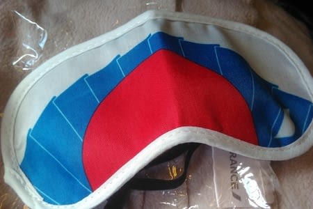 06 Juin; aéroport, attentes et départ de la France