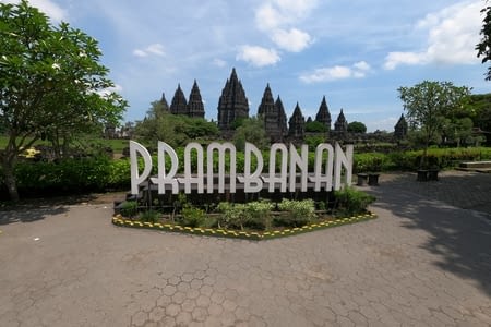 Autre temple à Yogya