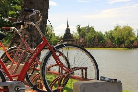 Bouddhas et bicyclettes à Sukhothaï