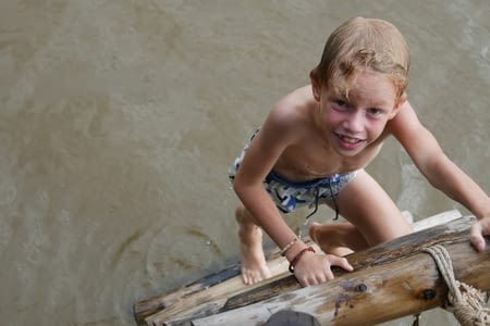 Jules fête son anniversaire à Kampot