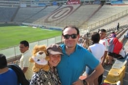 Devant le U du virage nord