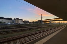 Départ de la gare de Nantes au petit matin...