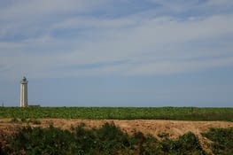 Le phare du Cap d'Antifer. La lumturo de Cap d'Antifer.