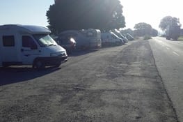 beaucoup de voisins cette nuit