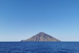 Vue de stromboli du bateau