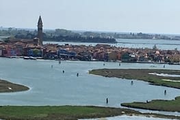 Vue du campanile de Torcello: Burano au 1er plan, Venise au fond