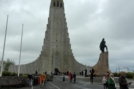 Hallgrimskirkja, juste à côté de notre logement
