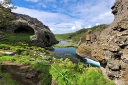 La rivière qui traverse le vallon
