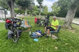 Les fauteuils c’est un peu lourd , mais très agréable !