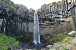 La chute de svartifoss