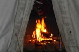 Intérieur de notre tipis