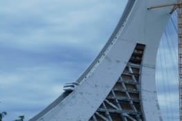 La tour de Montréal (toujours sous la pluie)