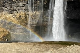 Pis là avec son piti arc en ciel 🌈