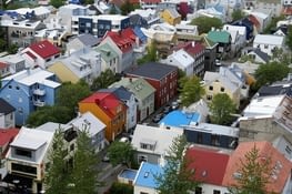 Vue aérienne sur les belles petites maison du centre-ville